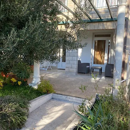 Villa Jasmin 1 Bol Exterior photo