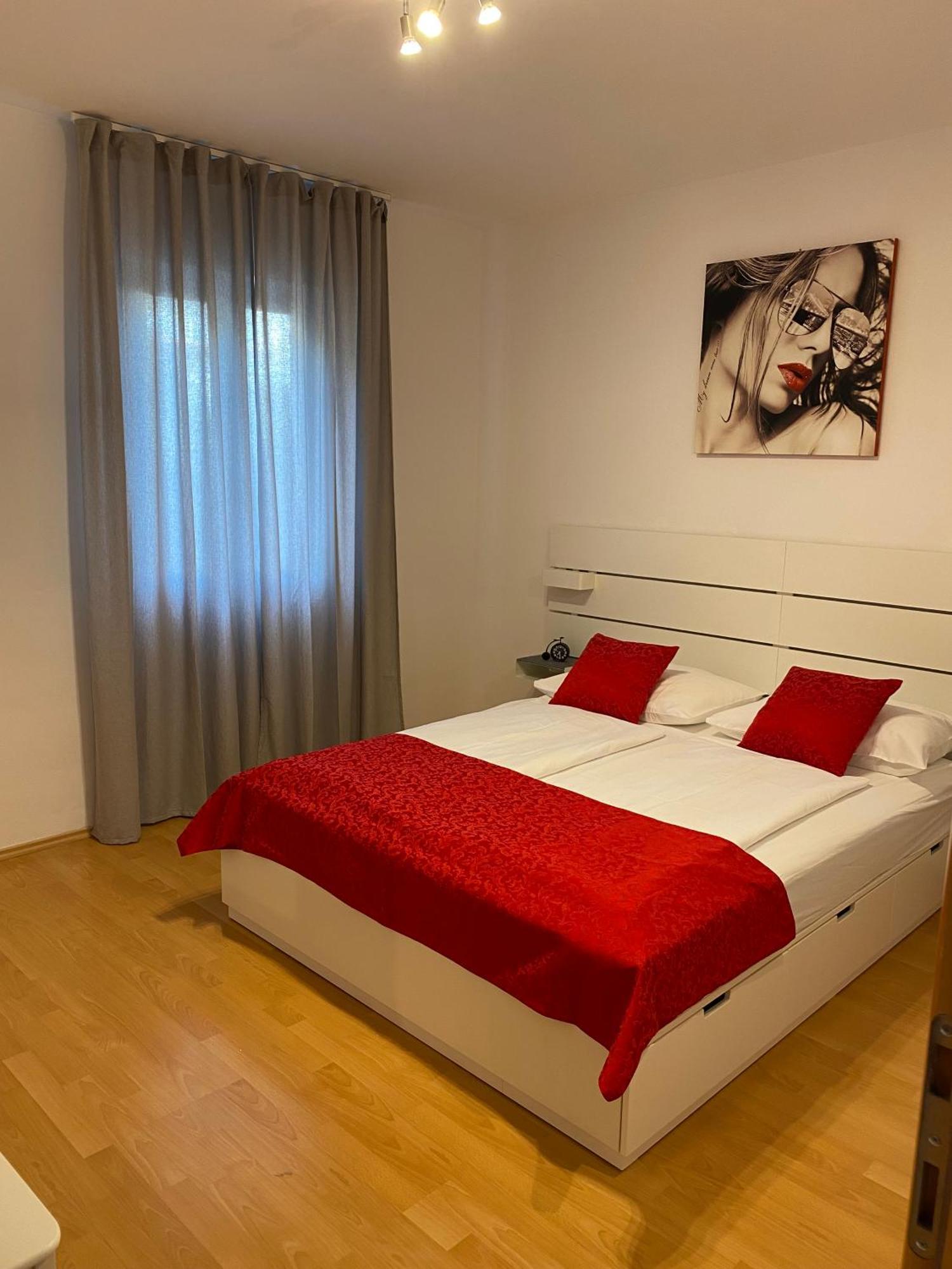 Jasmin 1 Apartment *